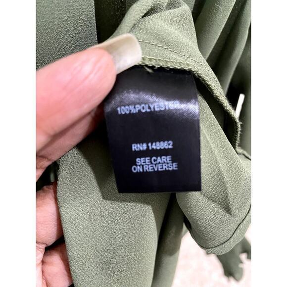 TORRID Olive Green Button Up Blouse - Size 0 (EUC) - Picture 8 of 8